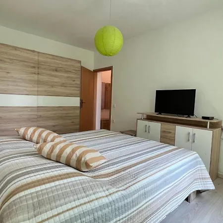 Apartma Istrsko Zavetje Pri Kopru - Istrian Hideaway Apartment Near Koper