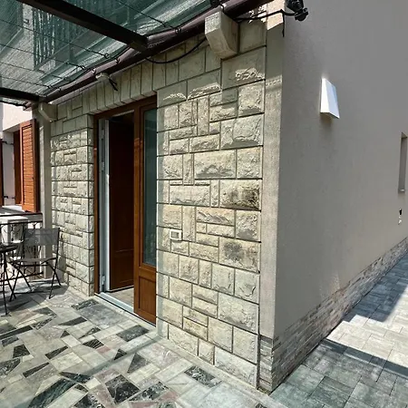 Apartma Istrsko Zavetje Pri Kopru - Istrian Hideaway Apartment Near Koper *