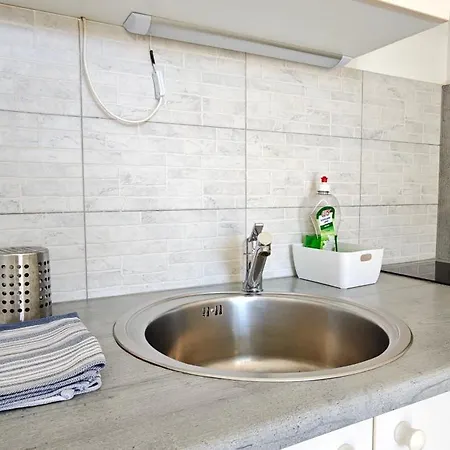 Apartma Istrsko Zavetje Pri Kopru - Istrian Hideaway Near Koper Pobegi
