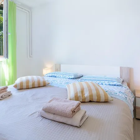 Apartman Apartma Istrsko Zavetje Pri Kopru - Istrian Hideaway Near Koper *