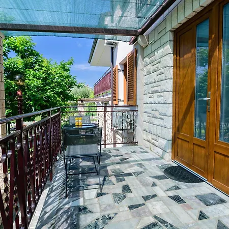 Apartman Apartma Istrsko Zavetje Pri Kopru - Istrian Hideaway Near Koper